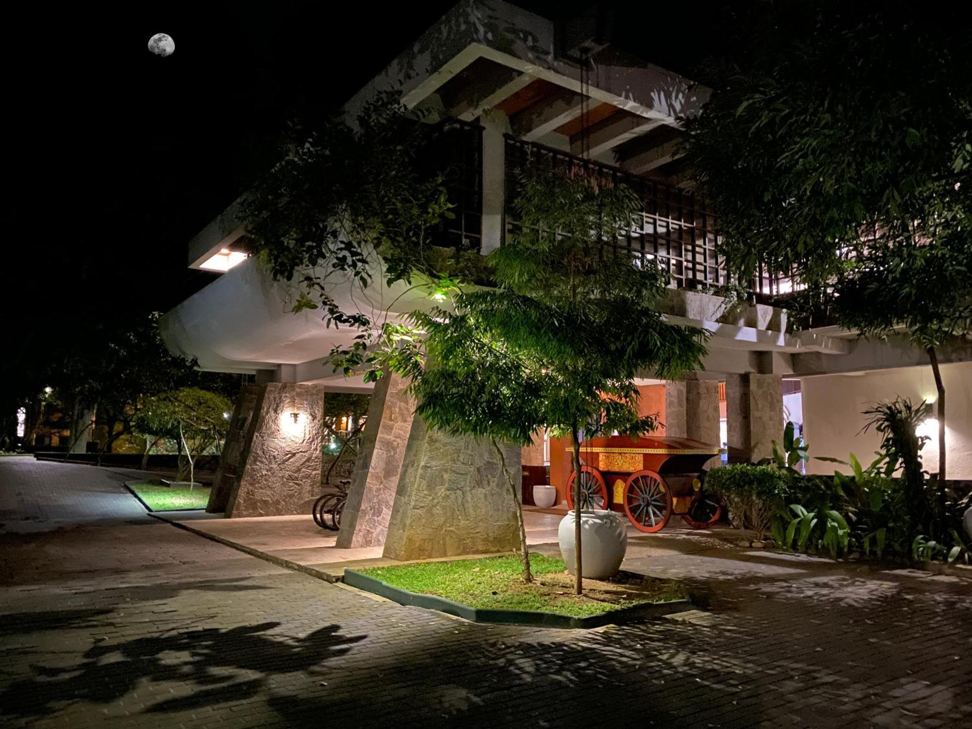 منتجع Grand Udawalawe Safari المظهر الخارجي الصورة